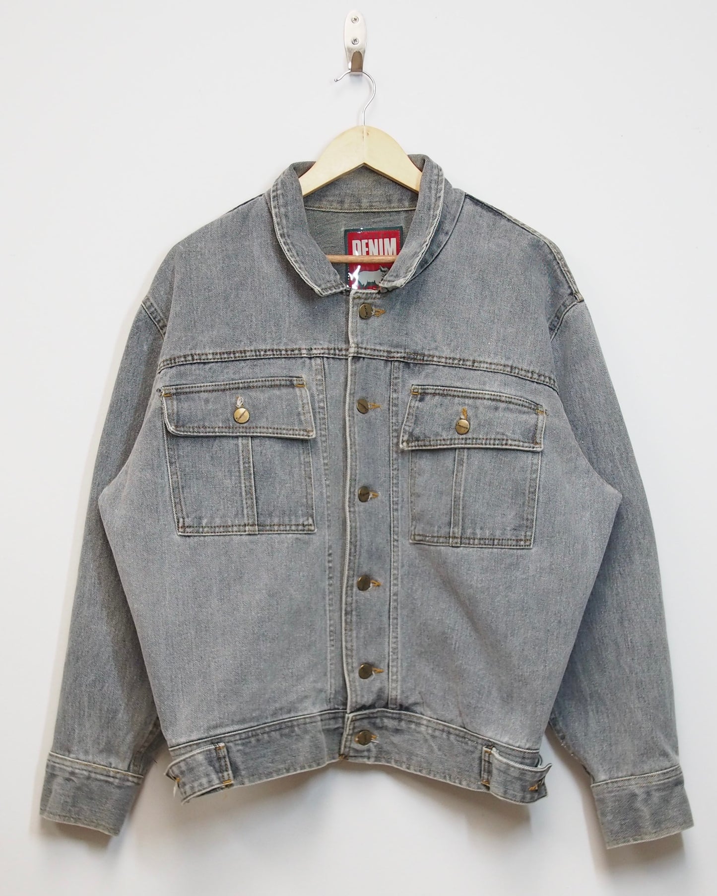 90s appliqué Jean Jacket